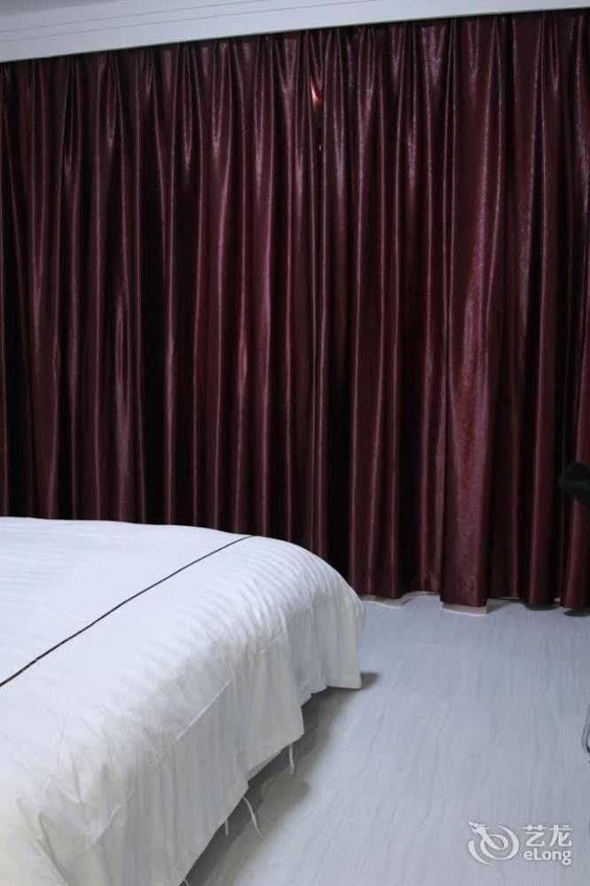 Huzhou Youyou Holiday Hotel Nanxun Exterior foto
